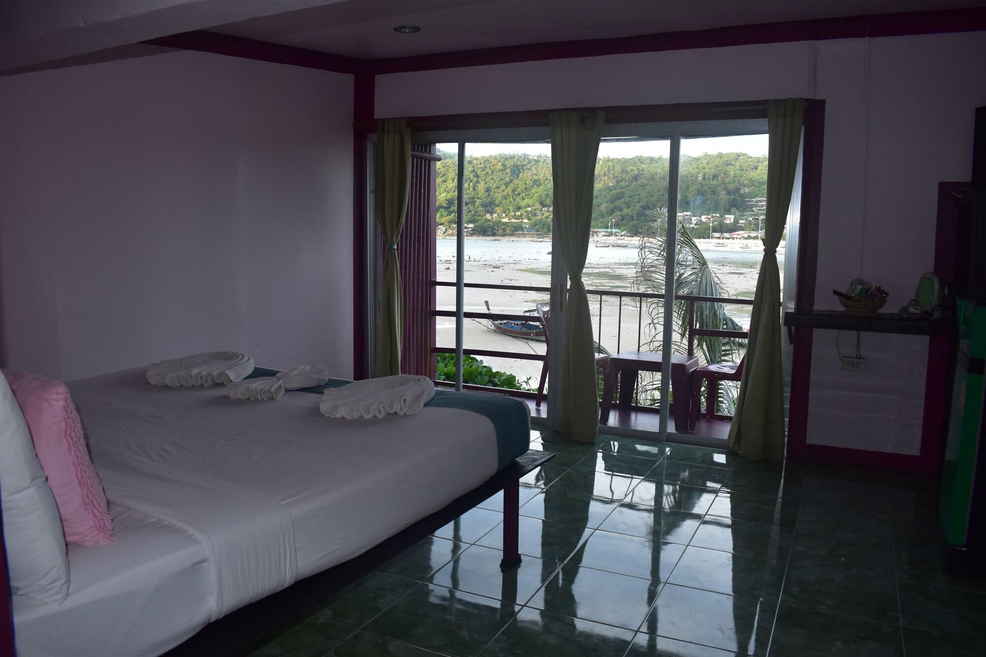 Phi Phi Beach Front Resort Bagian luar foto