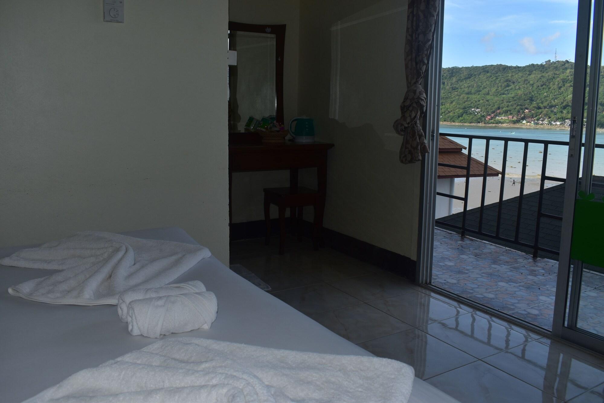 Phi Phi Beach Front Resort Bagian luar foto